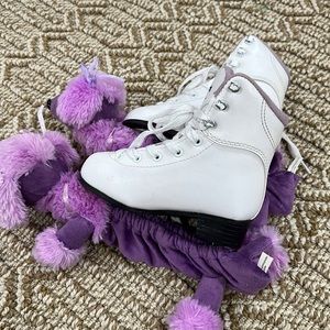 Soft Skate by Jackson Ice Skates size 11 girls with purple dog blade buddies